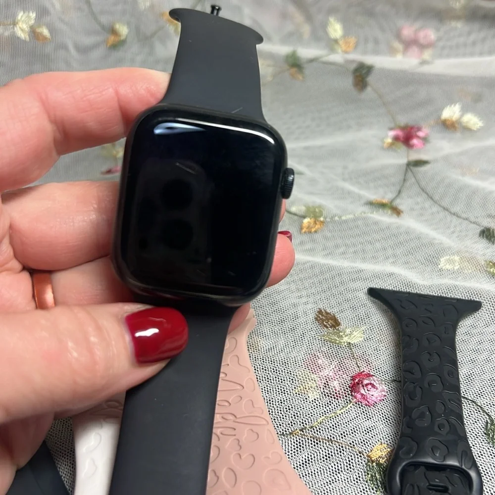 Apple Watch Series 7 45mm with cellular bundle with bands